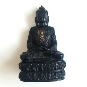 Extra Photos for Bronze Sitting Buddha on Lotus Listing